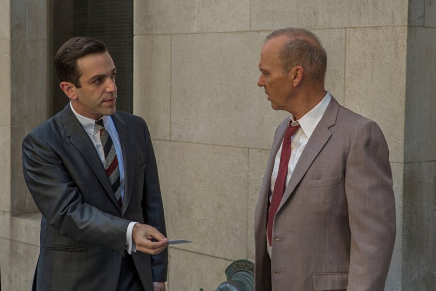 The Founder
John Lee Hancock'un yönetmenliğini üstlendiği, Michael Keaton'ın başrolünde olduğu The Founder, ünlü fast food zincirinin kurucusu Ray Kroc'un hikâyesini anlatıyor.
Vizyon Tarihi: 03 Mart 2017
Fragmanı izlemek için: