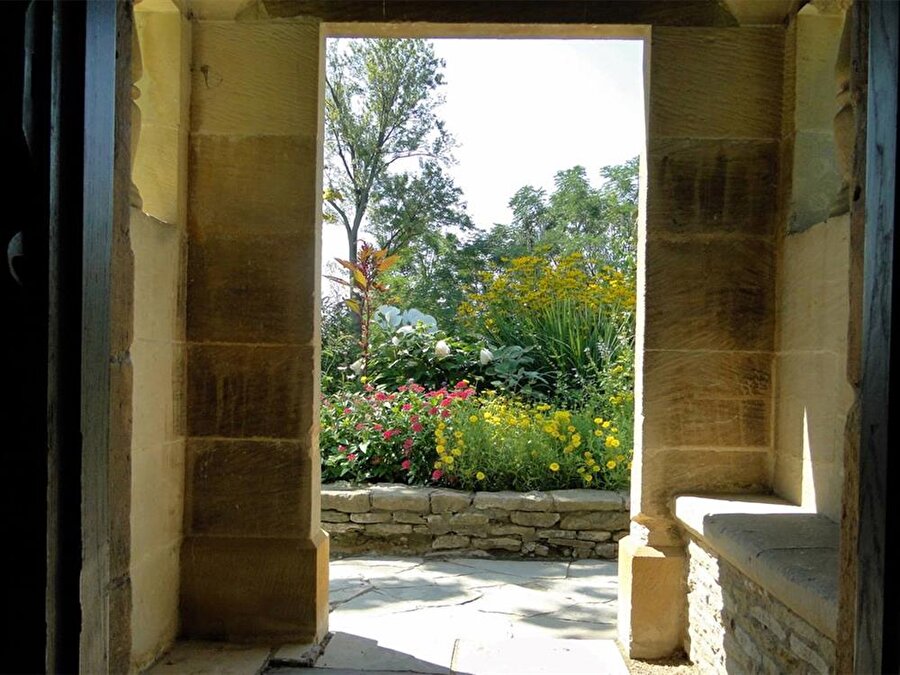 Cotswold Cottage, Ford'un genel merkezinde yer almaktadır.