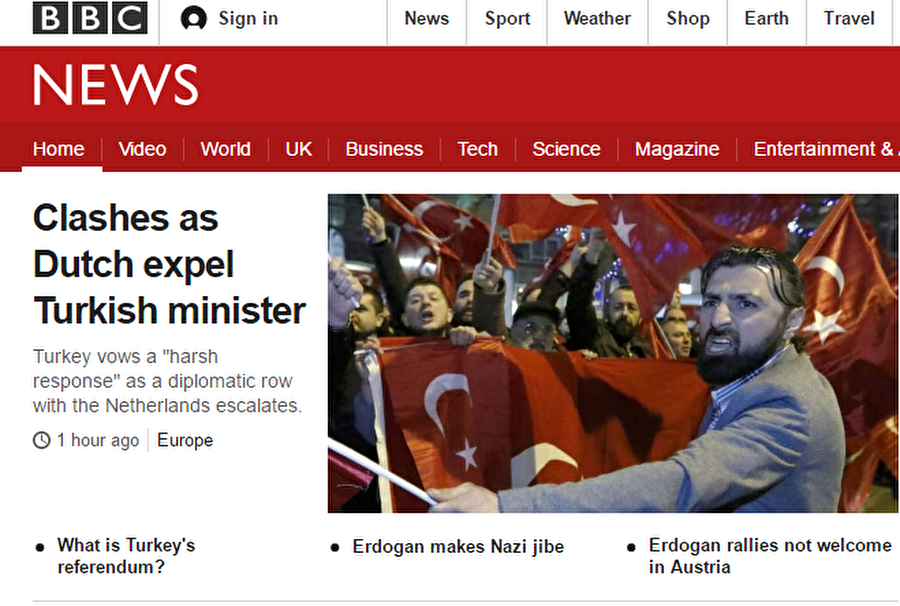 BBC (İngiltere)

                                    
                                    İngiliz BBC, Hollanda'da protesto gösterileri için sokağa dökülen Türk vatandaşlarını internet sitesinin manşetine taşıdı.
                                
                                