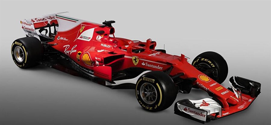 Scuderia Ferrari tarafından Formula 1 Dünya Şampiyonası'na katılmak üzere tasarlanarak üretilen 63. tek kişilik otomobil unvanına sahip araç, geçmiş yılların aksine otomobilleri yavaşlatmaya yönelik değil, otomobillerin daha yüksek bir aerodinamik bastırma kuvvetiyle daha fazla mekanik kavramaya sahip olmasına yönelik tasarlandı.