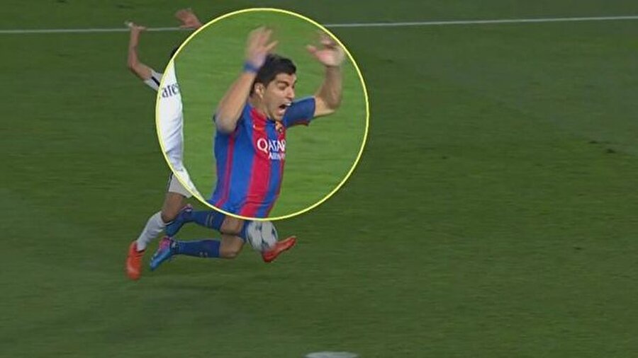 Luis Suarez'e verilen penaltı

                                    
                                    
                                    Kaynak: Sporx
                                
                                
                                