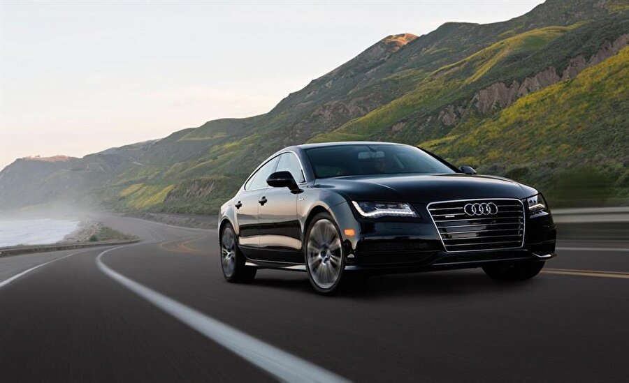 
                                    
                                    Yetkililer soruşturmanın Audi'nin 2009 ve 2015 yılları arasında ABD'ye sattığı 80 bin dizel araçla ilgili olduğunu belirtti. Savcılar ABD'ye gönderilen araçlara hileli sonuçlar veren cihazlar takıldığından şüpheleniyor. Avrupa'daki satışların soruşturma kapsamında olmadığı da savcılar tarafından açıklandı.
                                
                                