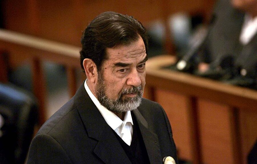 İşgalden sonra aylarca saklanan Saddam Hüseyin 14 Aralık 2003'te yakalanmış, İnsanlığa karşı suç işlediği gerekçesiyle Duceyl davasında idama mahkum edilerek Bağdat'ta asılmıştı.