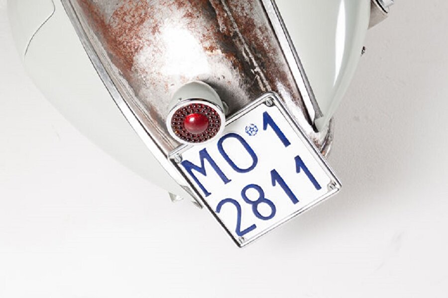 Müzayedeyle satışa çıkarılan motosiklet için şu anda 21 farklı teklif verilmiş ve en yüksek rakam ise 270.000 euro. 
