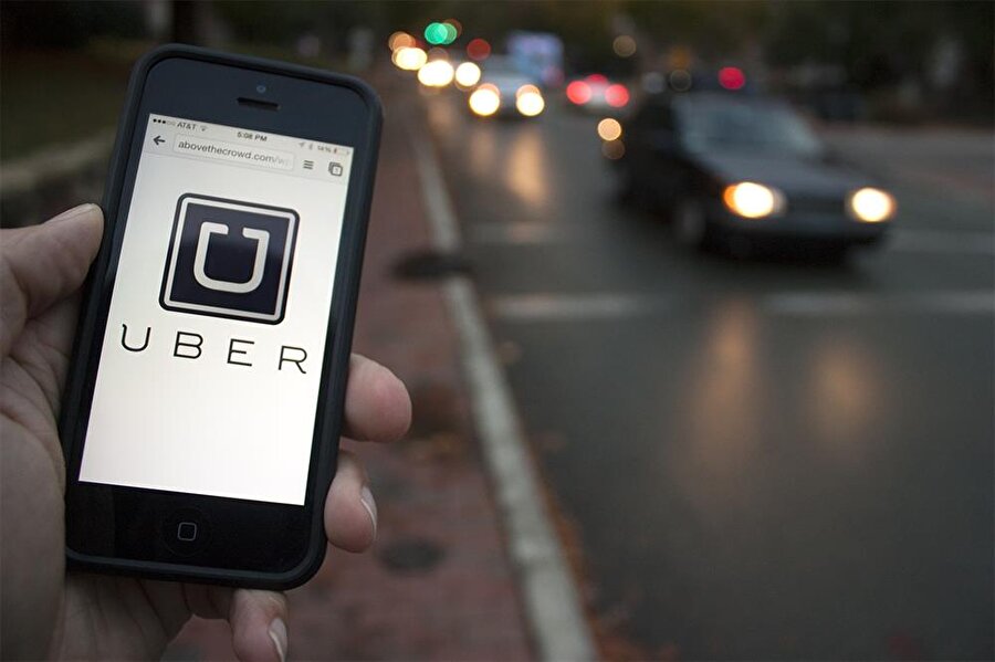 Uber CEO'su Travis Kalanick
Uber'in CEO'su Travis Kalanick'in arabası yok. Genelde seyahatlerinde Uber'i tercih ediyor.