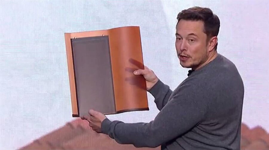 Tesla güneş enerjili çatı projesi.