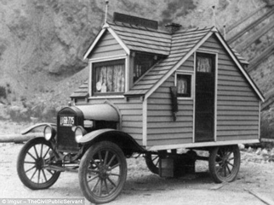 İlk karavan!
1926 yılında tasarlanan ve karavana benzeyen yapı. 
(Kaynak: dailymail.co.uk)
