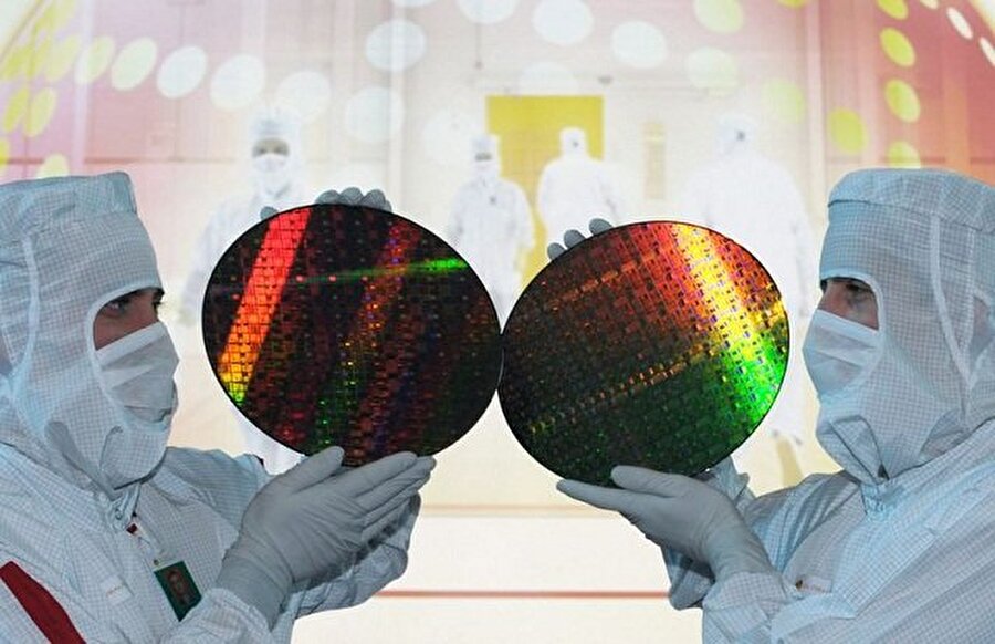 Tencere tavadan kremlere, konfeksiyondan inşaat malzemelerine çok geniş bir yelpazede sanayinin temel ham maddelerinden.