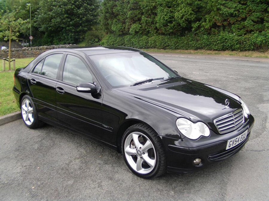 2004 Mercedes - C200 K Classic S

                                    
                                    
                                
                                