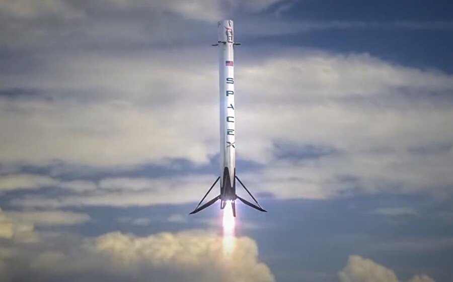  Yeniden kullanılabilir roketler tasarlamak

                                    
                                    
                                    
                                    
                                    
                                    Elon Musk, yeniden kullanılabilir Falcon 9 roketleriyle %30 oranında tasarruf sağlamayı amaçlıyor. Hatta geçtiğimiz gün bununla alakalı gerçekleştirilen SES-10 deneyi başarılı bir şekilde sonuçlandı.
                                
                                
                                
                                
                                
                                