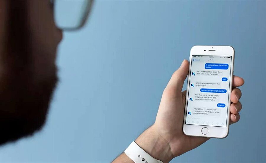 Facebook Messenger M.