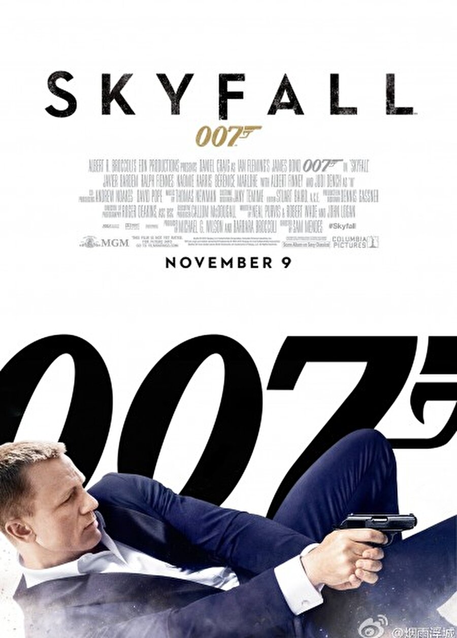 Filmin çekim tekniği için kaynak alınan yapım James Bond serisi olmuştur. 

                                    
                                