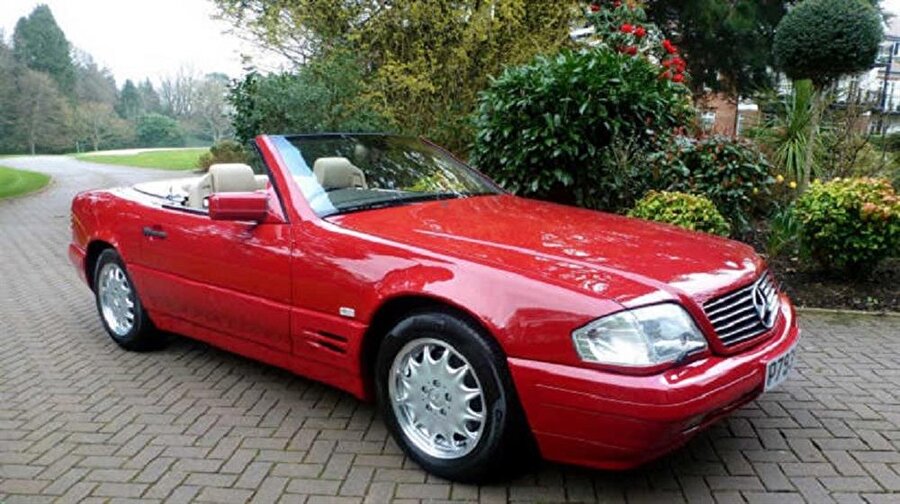 Bir inat uğruna efsanevi Mercedes'i 20 yıl garaja hapsetti​!