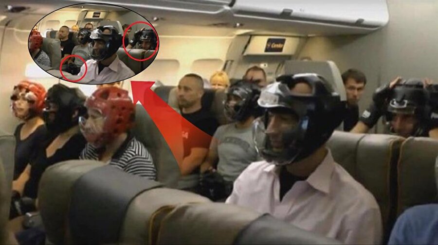 ​Yolcusunu döven United Airlines'a zeka dolu ayar: Mizah yine kazandı