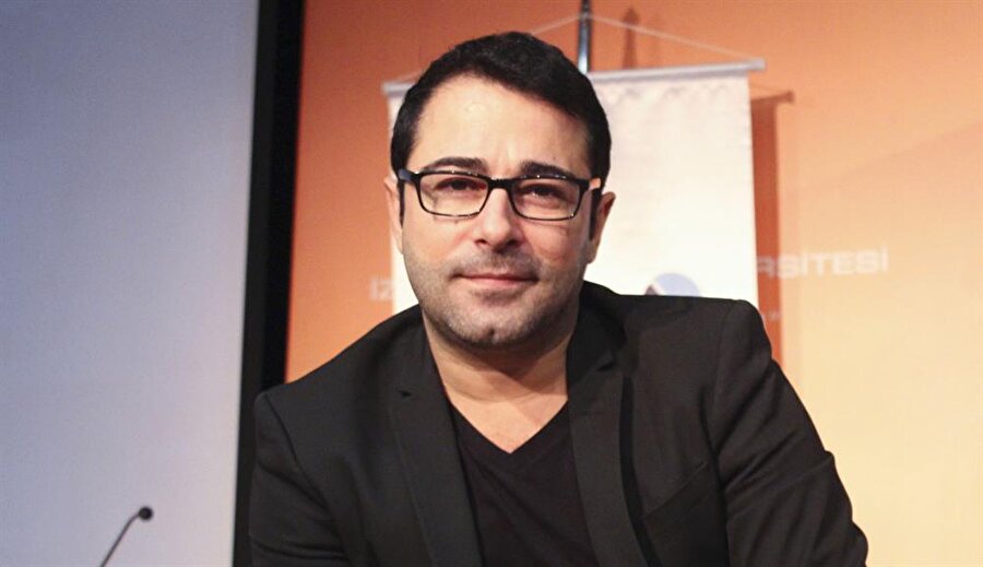 ​Şarkıcı Atilla Taş, FETÖ'nün medya yapılanması kapsamında tutuklandı