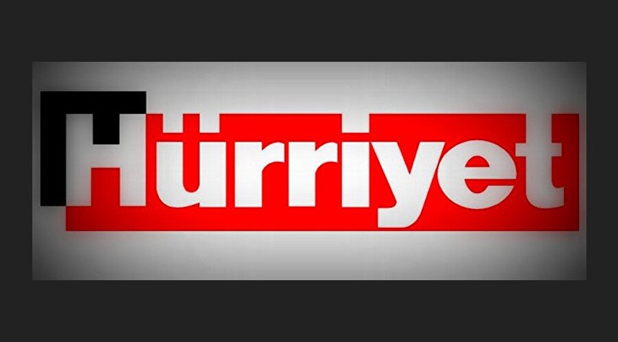 Hürriyet gazetesi ve Hande Fırat'tan gelen tepkiler sonrası açıklama

                                    
                                    
                                    
                                    
                                    Hürriyet'in 'Karargah rahatsız' haberine tepkiler çığ gibi gelmesinin ardından Hande Fırat ve Hürriyet yeni açıklamalar geldi.Hürriyet gazetesi “Bu başlığa böyle bir anlam yüklenmesi aklımızın ucundan dahi geçmemiştir. Böyle bir kasıt kesinlikle söz konusu değildir. Kasıt bu olmamakla birlikte ‘karargahta rahatsızlık' başlığı maksadı aşan bir editoryal hata olarak görülebilir. Bunun için üzgünüz” açıklamasında bulundu.Hande Fırat, eleştirilere "Biz Hürriyet gazetesi ve Doğan Grubu olarak demokrasiye sahip çıkmaya devam edeceğiz" diye yanıt verdi.
                                
                                
                                
                                
                                