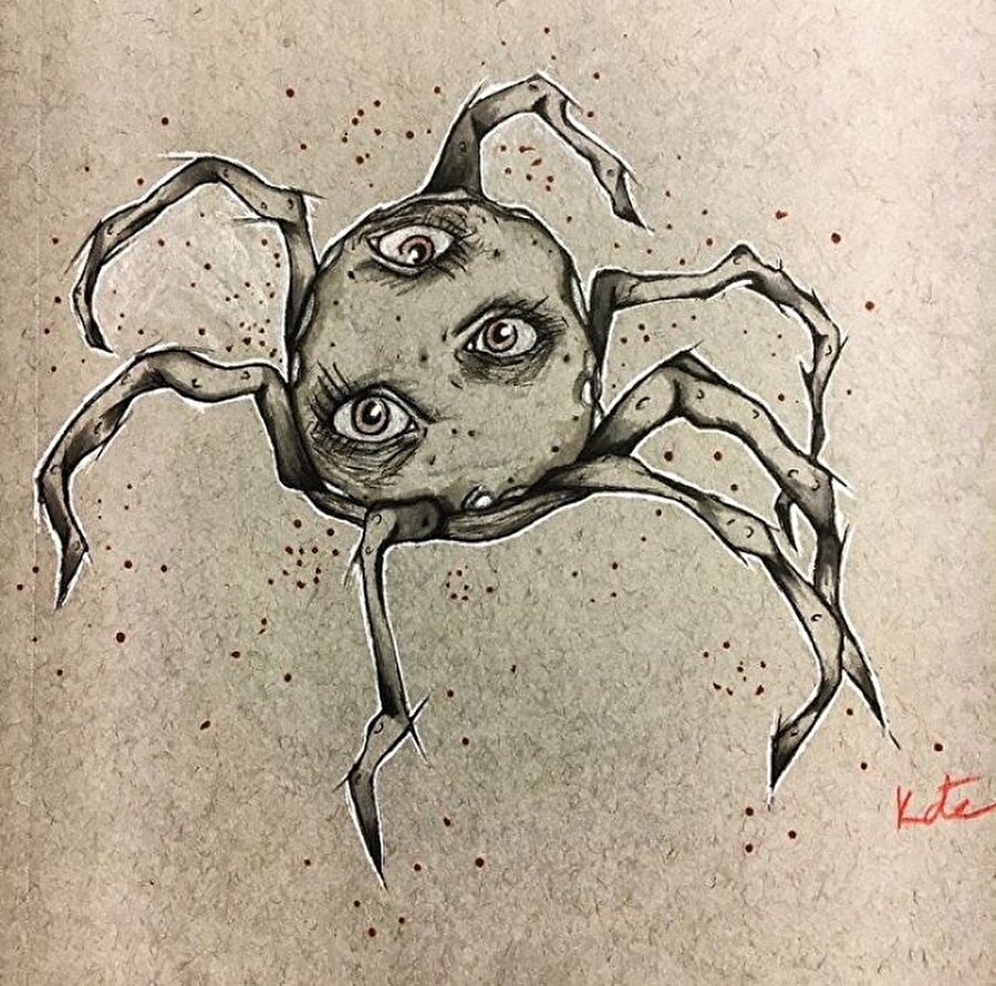 "Geceleri ortaya çıkıyor"

                                    
                                    
                                    Üzerinde gözler olan bu örümceğin, özellikle geceleri ortaya çıkığını iddia ediyor. 
                                
                                
                                