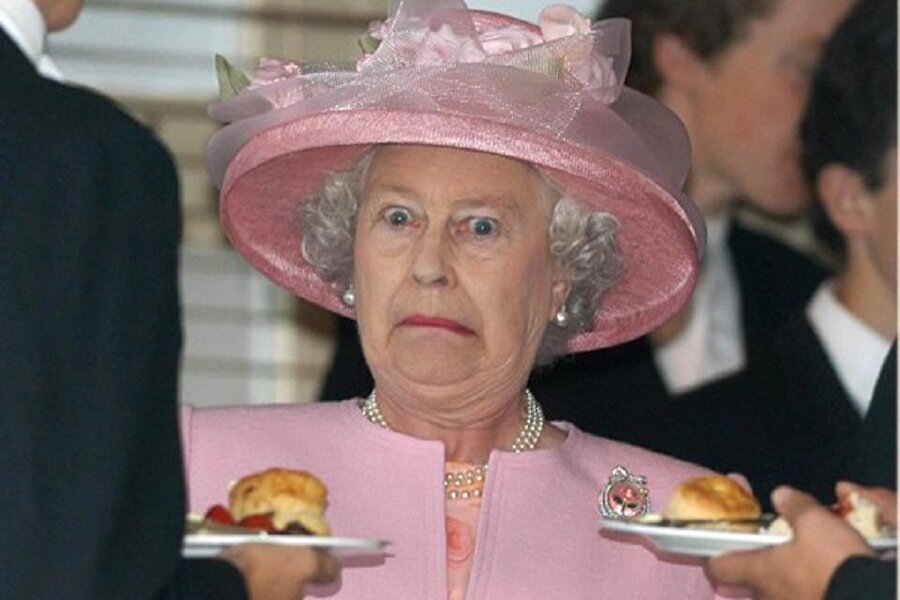 Kraliçe II. Elizabeth
