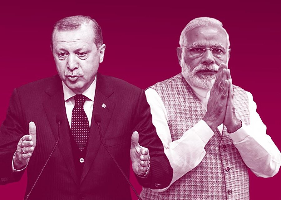 İlk durak büyüme rekorları kıran Hindistan

                                    
                                    
                                    Bir aylık yoğun dış politika gündeminin ilk durağı Hindistan olacak. Cumhurbaşkanı Erdoğan, 30 Nisan'da dünyanın en önemli ekonomik güçlerinden sayılan Hindistan'a gidecek. Türkiye-Hindistan İş Forumu'na katılacak olan Erdoğan, Hindistan Cumhurbaşkanı Pranab Mukherjee ile görüşecek. Ana gündem iki ülke arasında ekonomik ilişkileri geliştirmek.
                                
                                
                                