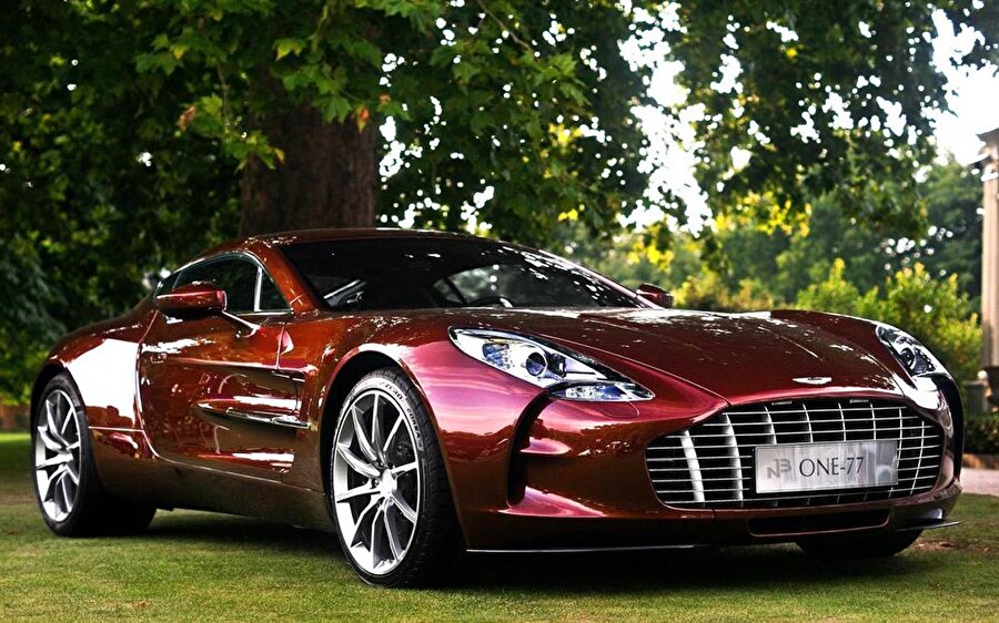 1.85 Milyon dolar / Aston Martin One-77

                                    
                                    
                                
                                