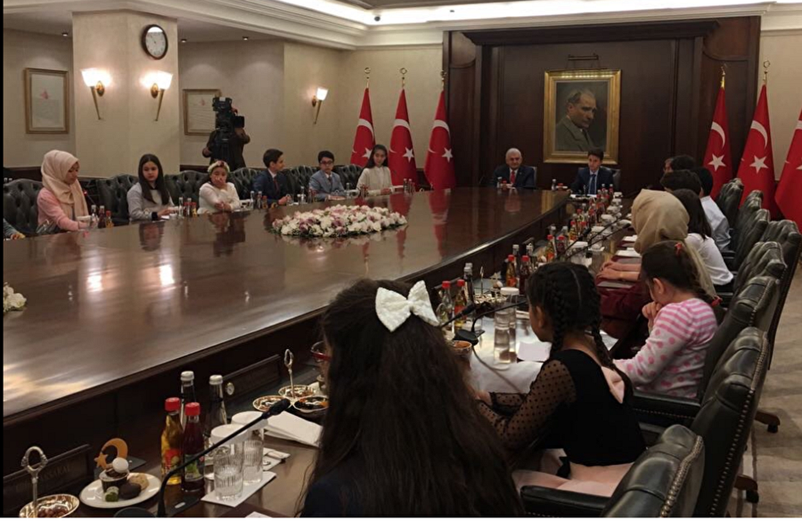 ​"Bizim bakanlar beni bu kadar sıkıştırmıyor"