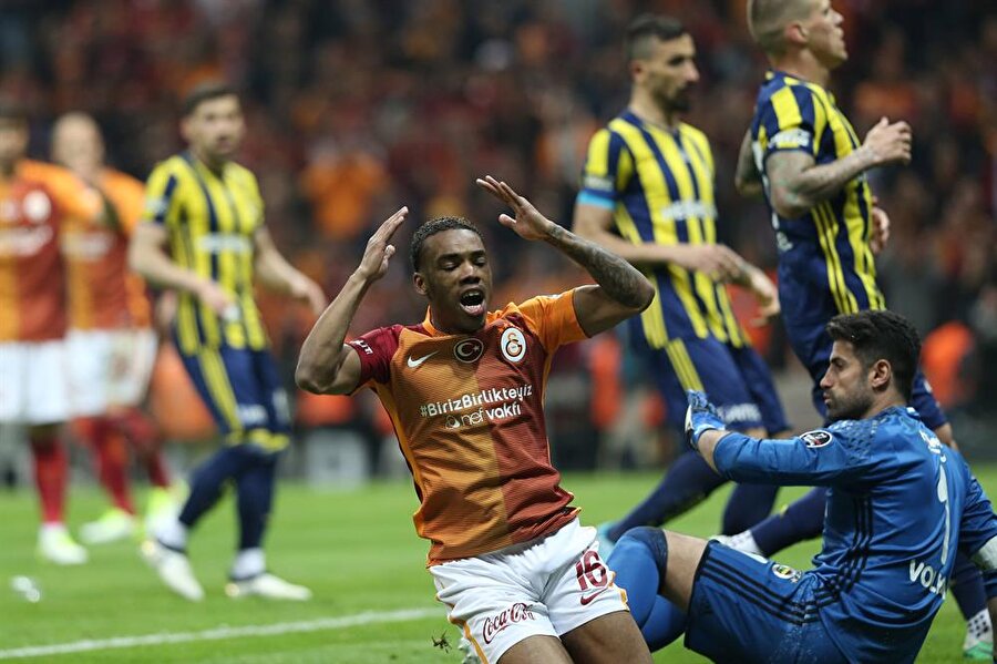 galatasaray fenerbahce maci sonrasi sosyal medyayi salladi