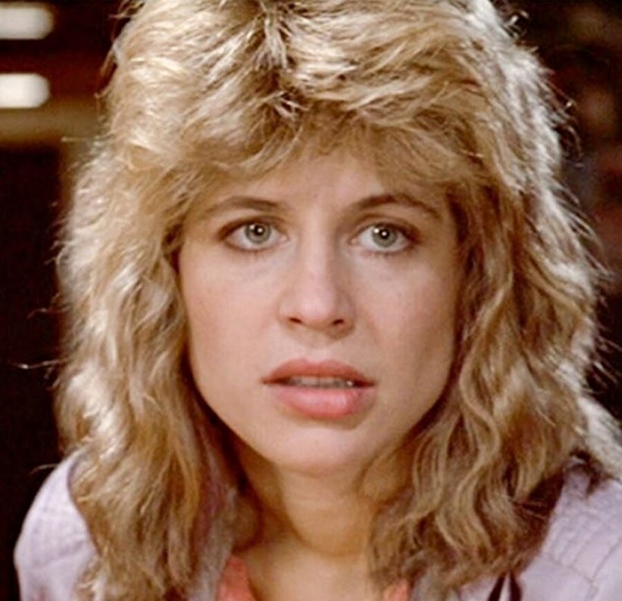 Linda Hamilton
