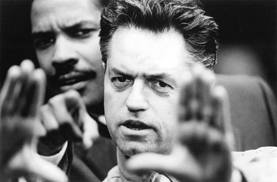 "Kuzuların Sessizliği" filminin yönetmeni Jonathan Demme hayatını kaybetti