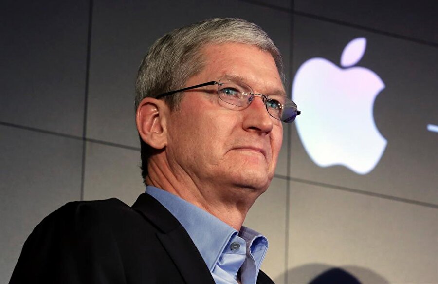 Jobs sonrası gelen Tim Cook'da bu politikayı sürdürmüştü. Yatırımcıların düşüncesi ise Apple'ın Netflix veya Tesla gibi yatırım yapılabilecek şirketleri alıp geleceğini sağlama alması yönünde. Tabi konuyla ilgili Apple kanadından resmi bir açıklama henüz gelmedi.