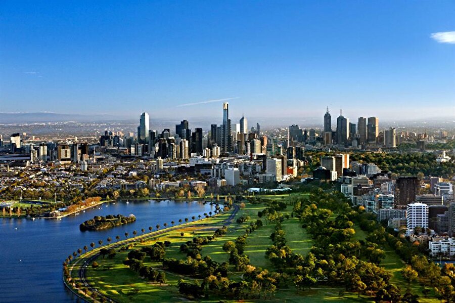 Melbourne, Avustralya 

                                    
                                