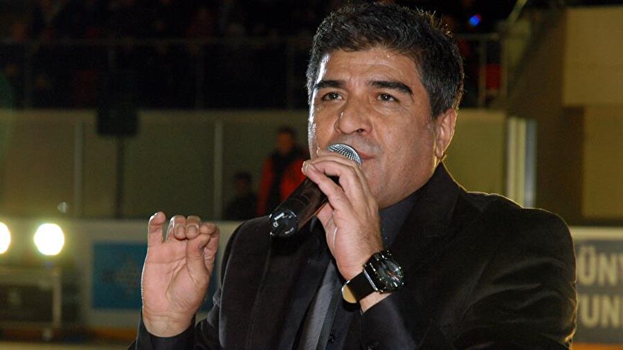 Albümleri için ödüller aldı

                                    
                                    
                                    Daha sonra albümden "Erzurum'a Gel" adlı şarkı yayınlandı. Albümün büyük başarısından sonra, Kral TV Video Müzik Ödülleri'nde dört dalda aday gösterildi ve ikisini kazanarak geceden iki ödülle birden ayrıldı. 
                                
                                
                                