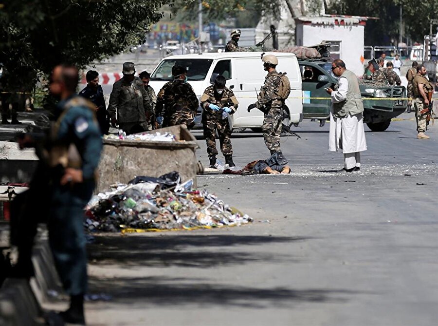 Afgan hükümeti, DAEŞ’in Afganistan kolunun lideri Abdul Hasib'in öldürüldüğünü duyurdu. Böylece Hasib, son bir yılda Afganistan'da öldürülen ikinci üst düzey DAEŞ lideri oldu.

                                    
                                    
                                    
                                    
                                    
                                    
                                    
                                
                                
                                
                                
                                
                                
                                