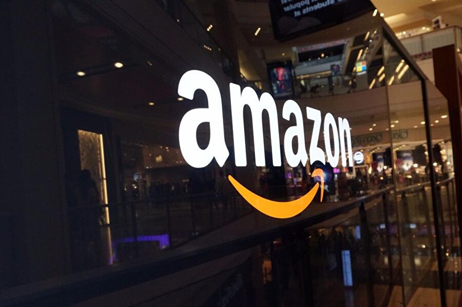 Amazon.com 454 milyar dolarlık değeriyle dördüncü sırada yer alıyor.