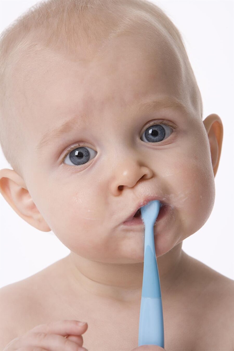 Diş fırçası

                                    
                                    
                                    Hangi dişinin çıktığının bilincinde olan, kaşınan yeri anlayabilen bir bebeğiniz varsa eline bir diş fırçası verin. Böylelikle bebeğiniz hem dişini kaşıyacak hem de oyalanacaktır. 
                                
                                
                                