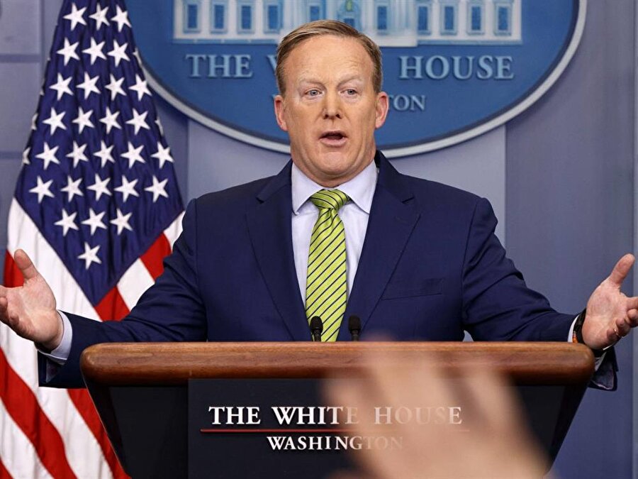 Washington yönetimi, tam dört kez "YPG Menbiç'ten çıkacak" demişti ama öyle olmadı.