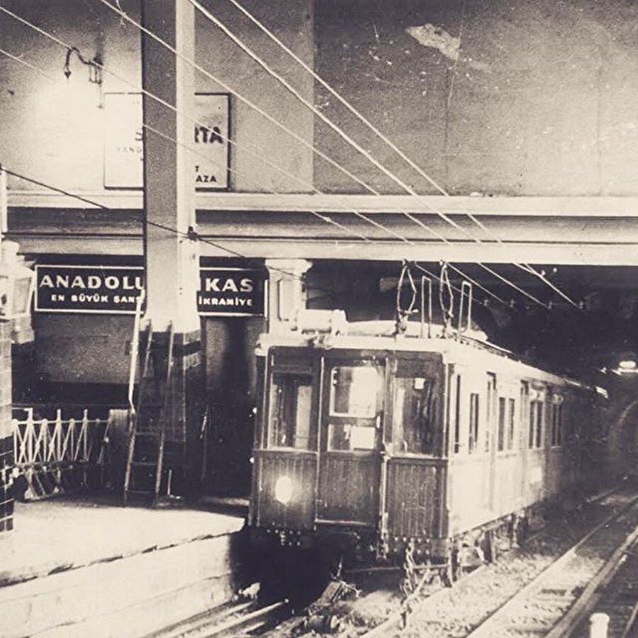 İstanbul’daki en eski metro hattı
17 Ocak 1875 tarihinde dünyanın ikinci metrosu olan Tünel açıldı.
