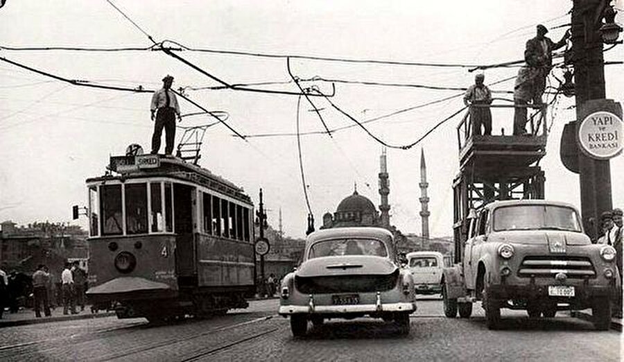 Elektrikli tramvaylar seferde
1914 yılında tramvaylar elektrikle çalışmaya başladı.
