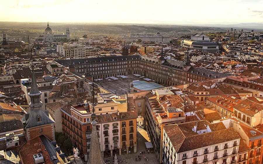 Madrid, İspanya

                                    Gitmek için en ucuz ay: AğustosTavsiye: Çiftler 
                                