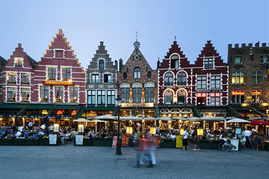 Bruges, Belçika

                                    Gitmek için en ucuz ay: Temmuz
Tavsiye: Çiftler
                                