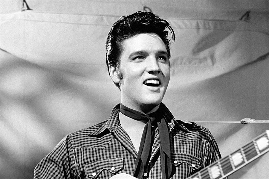 Elvis Presley

                                    Umarım sizi sıkmamışımdır.
                                