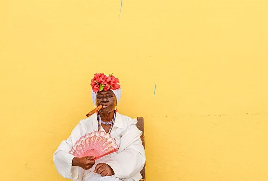 Lady Havana (Küba), Lauren Breedlove

                                    
                                