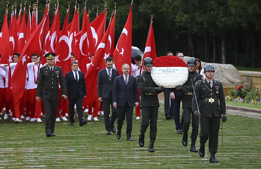 Ankara'daki resmi etkinliklerde ilk anma 81 ilden gelen gençler ve Gençlik ve Spor Bakanı Akif Çağatay Kılıç ile Anıtkabir'de gerçekleşti.

                                    
                                    
                                    
                                    
                                    
                                    
                                
                                
                                
                                
                                
                                