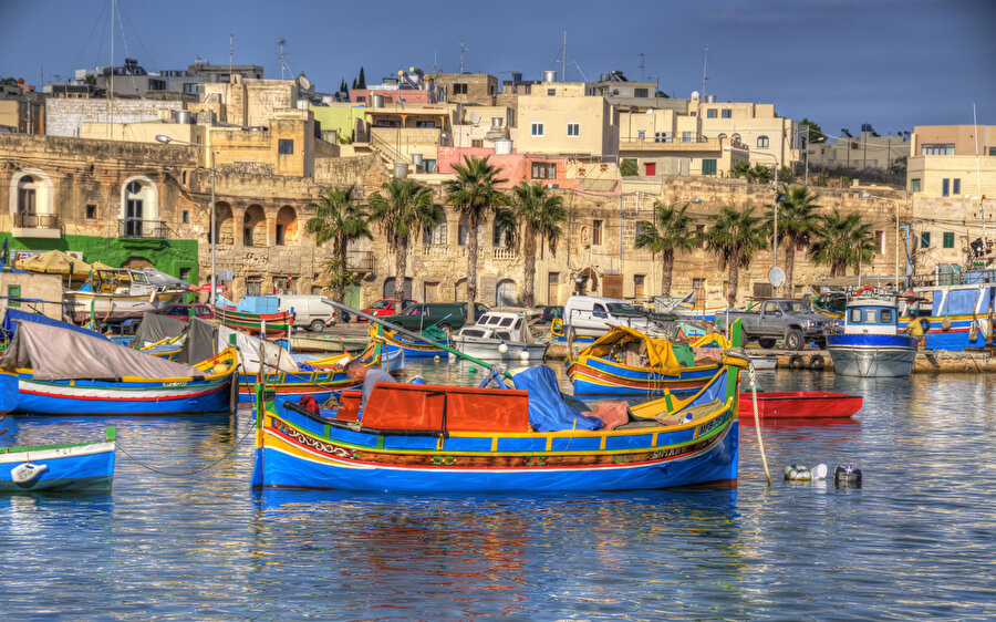 Malta - 400 bin Euro değerinde yatırıma ilave olarak, 10 Malta vatandaşına istihdam şartıyla vatandaşlık sunuyor.

                                    
                                    
                                    
                                    
                                    
                                
                                
                                
                                
                                