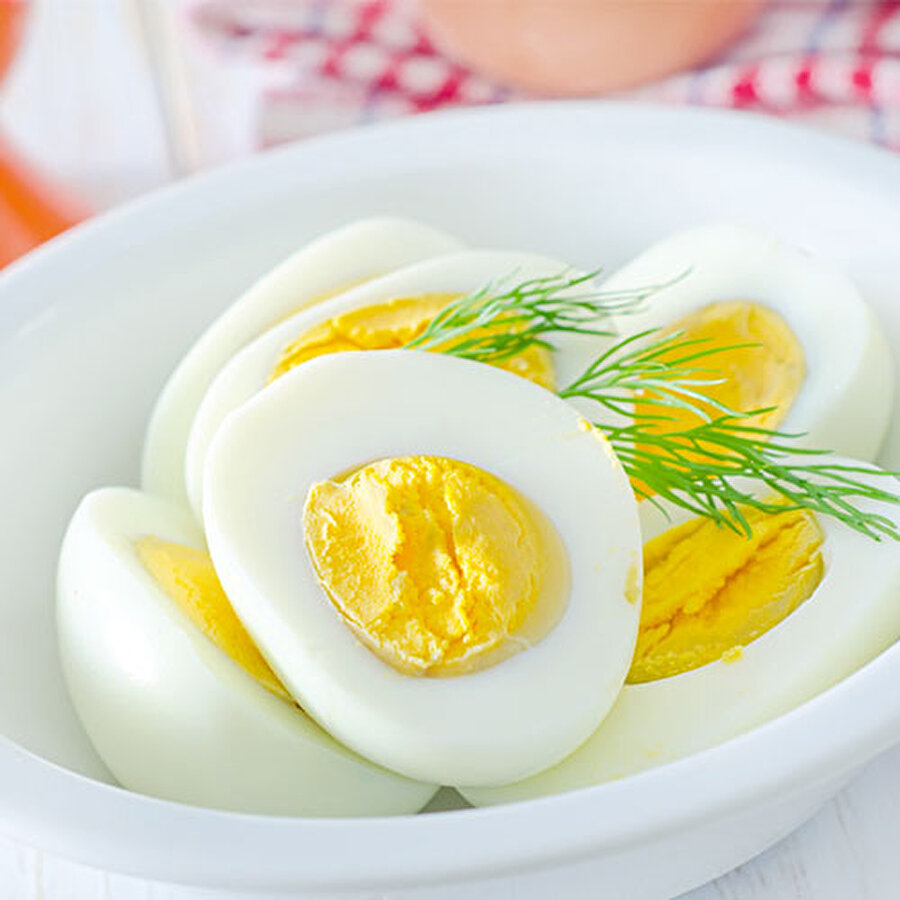 "Yumurta" 24 saat tok tutar

                                    
                                    
                                    
                                    
                                    
                                    
                                    
                                    Canan Karatay sahur sofrasının baş tacı olarak yumurtayı gösteriyor. Karatay, "Sahurda yumurta çok önemli. 3-4 yumurtayı tereyağına kırıp sarısıyla birlikte yiyebilirsiniz. Yumurta ve tereyağından aldığınız enerji, sizi 24 saat tok tutabilir" diyor. 
                                
                                
                                
                                
                                
                                
                                
                                