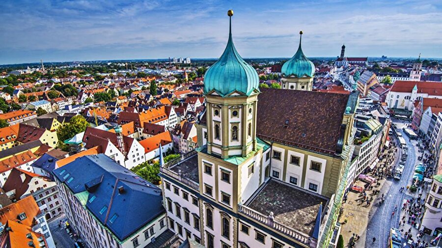 Almanya
1.543.787 Türk kökenli göçmen