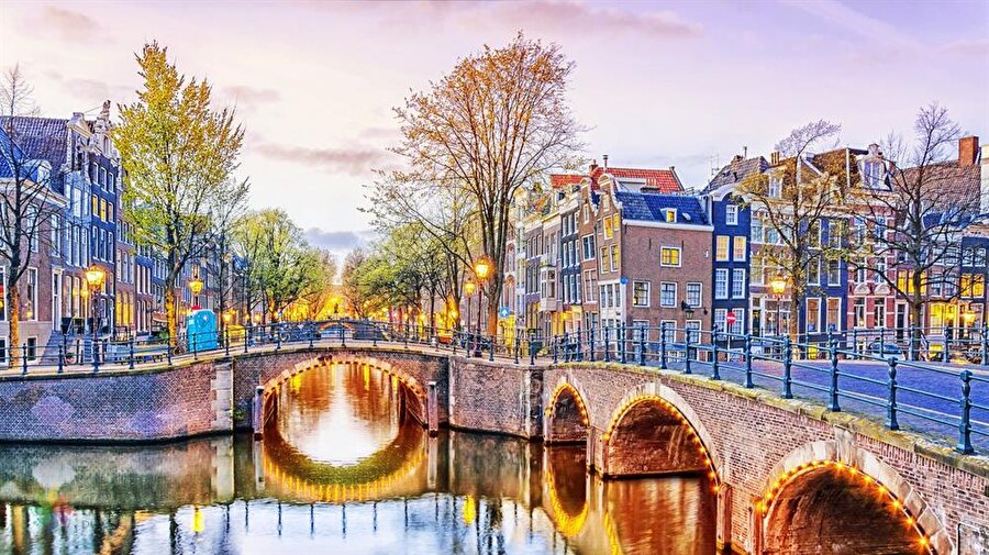 Hollanda
203.483 Türk kökenli göçmen