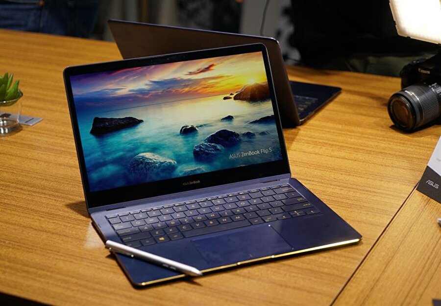 asus tan govde gosterisi dunyanin en