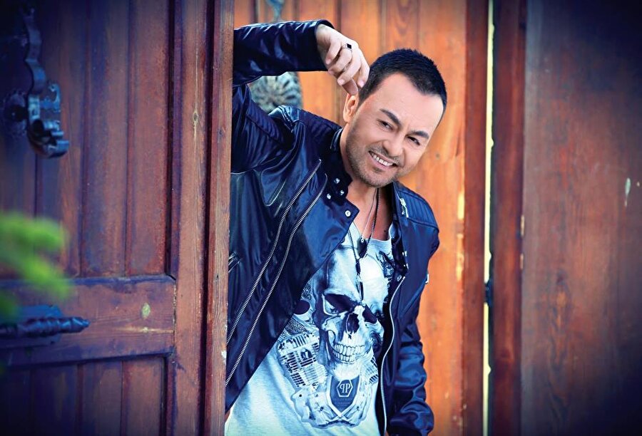 Serdar Ortaç'a dava şoku