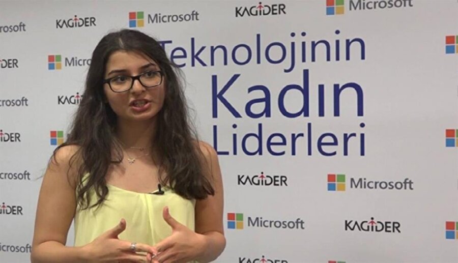 İşaret dilini tercüme eden yazılım geliştirdi: Stanford'a tam burslu kabul edildi