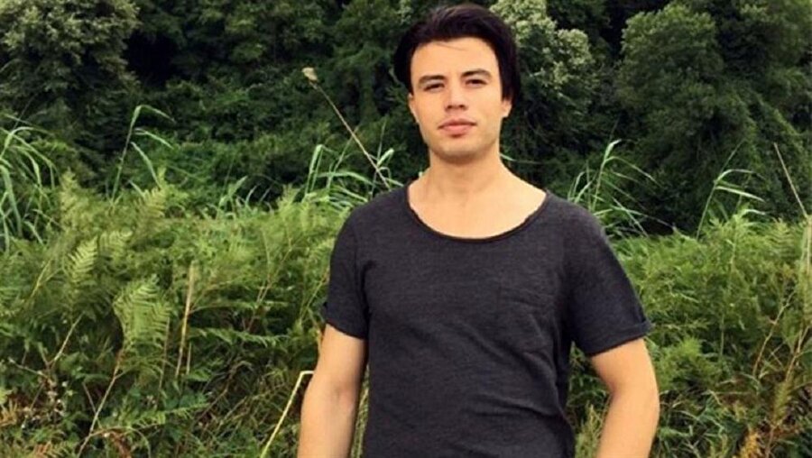 Evinde ölü bulunan genç doktorun bileklerinde de kesik tespit edildi